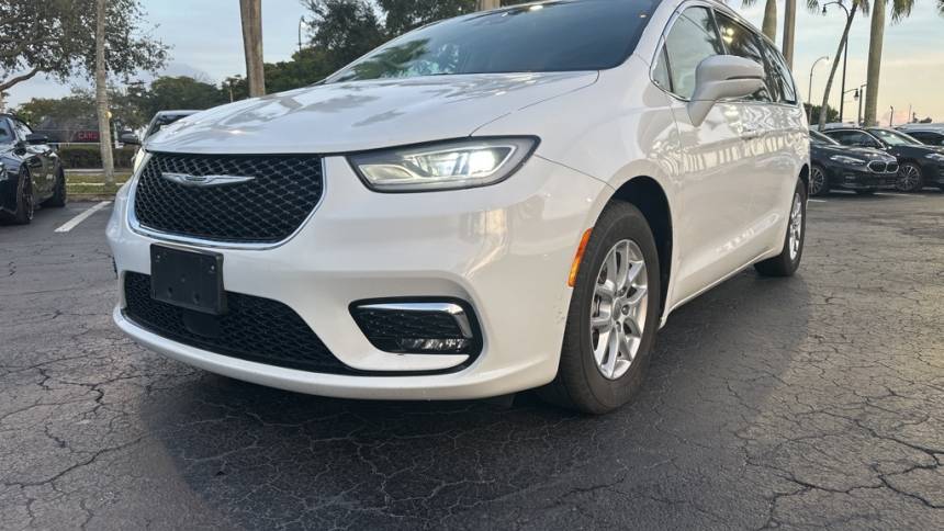 2022 Chrysler Pacifica Touring L — Minivan — 74,296 mi — Plantation, FL
