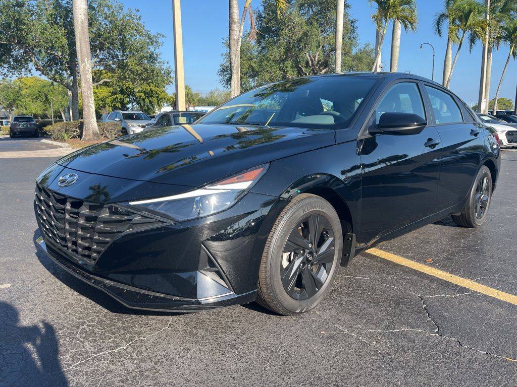 2022 Hyundai Elantra SEL — Sedan — 21,401 mi — Plantation, FL