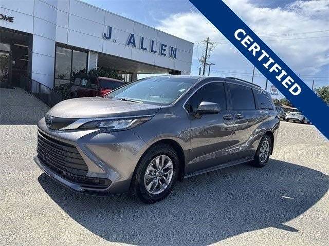 2022 Toyota Sienna LE — Minivan — 58,053 mi — Gulfport, MS