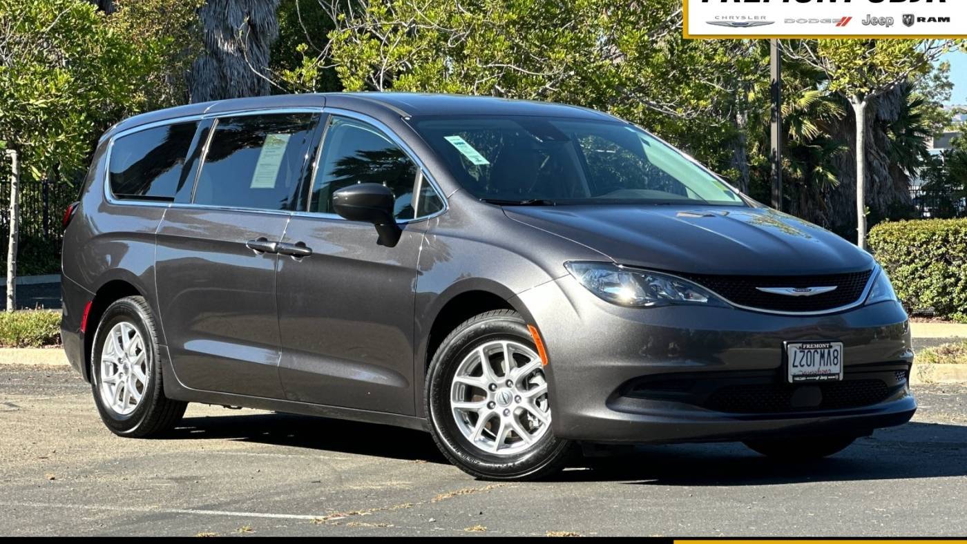 2021 Chrysler Voyager LX — Minivan — 51,341 mi — Newark, CA