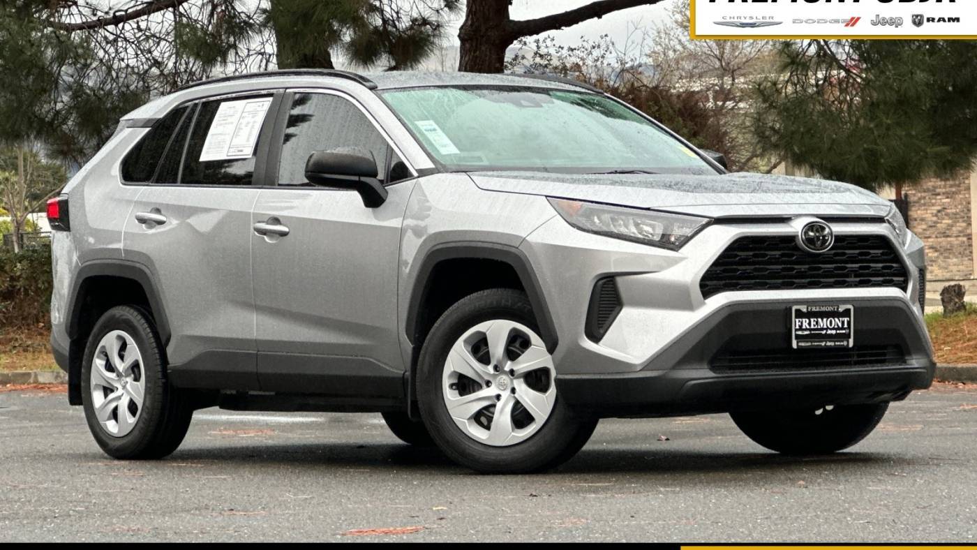 2021 Toyota RAV4 LE — SUV — 27,737 mi — Newark, CA