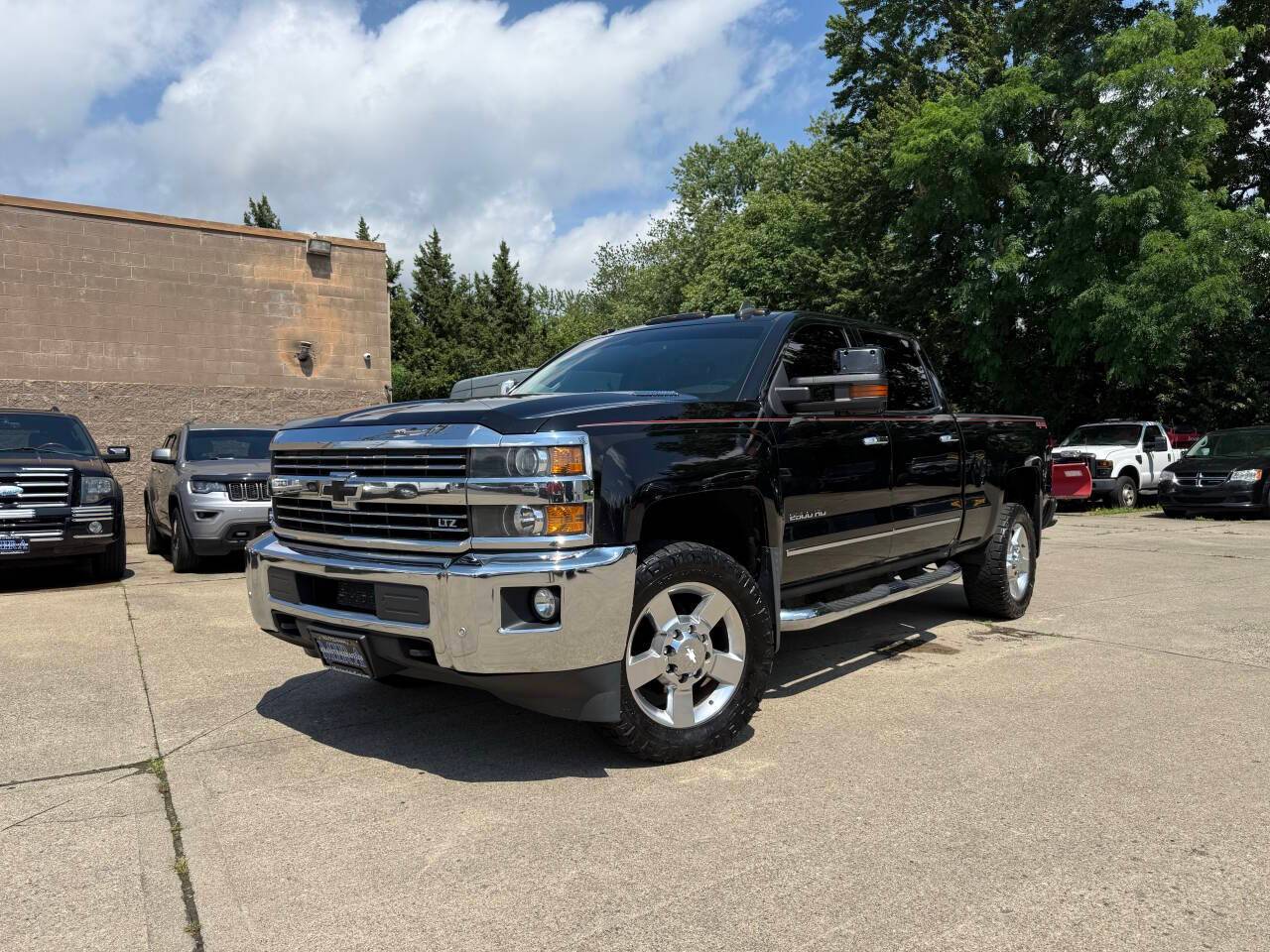 2016 Chevrolet Silverado 2500HD LTZ — Pickup Truck — 179,077 mi — Milford, OH