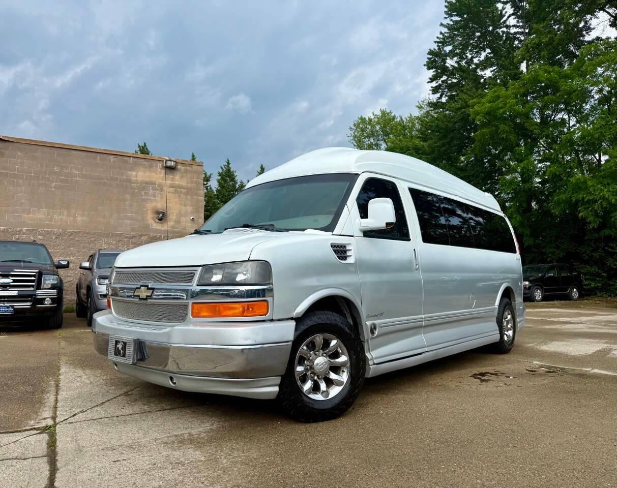 2011 Chevrolet Express Cargo Van YF7 Upfitter — Cargo Van — 129,500 mi — Milford, OH