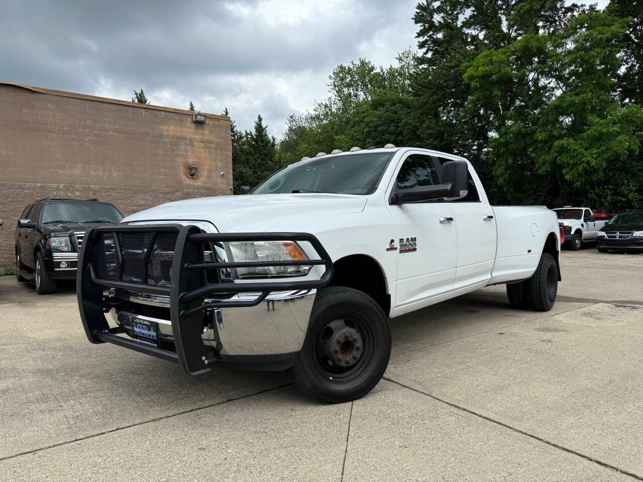 2016 Ram 3500 SLT — Pickup Truck — 201,205 mi — Milford, OH