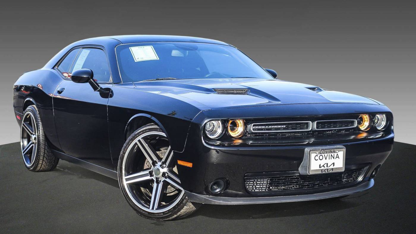 2018 Dodge Challenger SXT — Coupe — 64,830 mi — Covina, CA