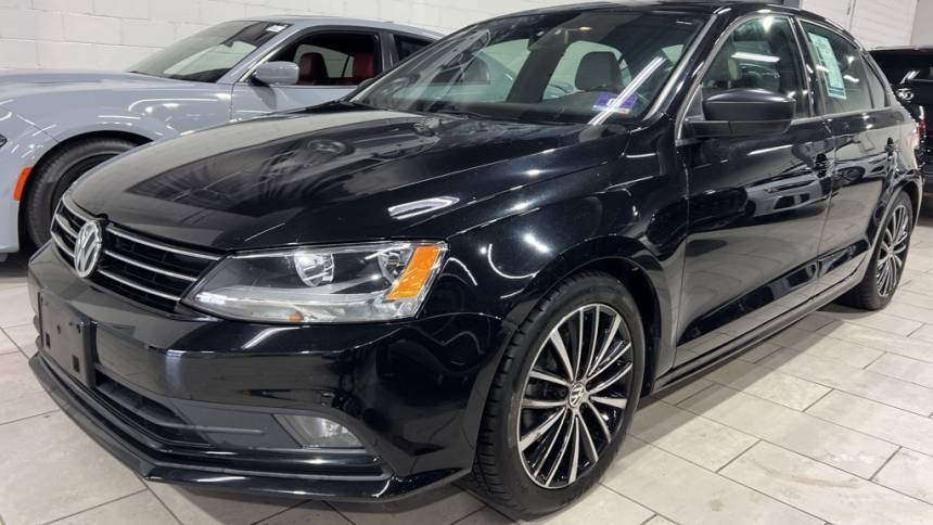 2016 Volkswagen Jetta 1.8T Sport — Sedan — 106,360 mi — North Bergen, NJ