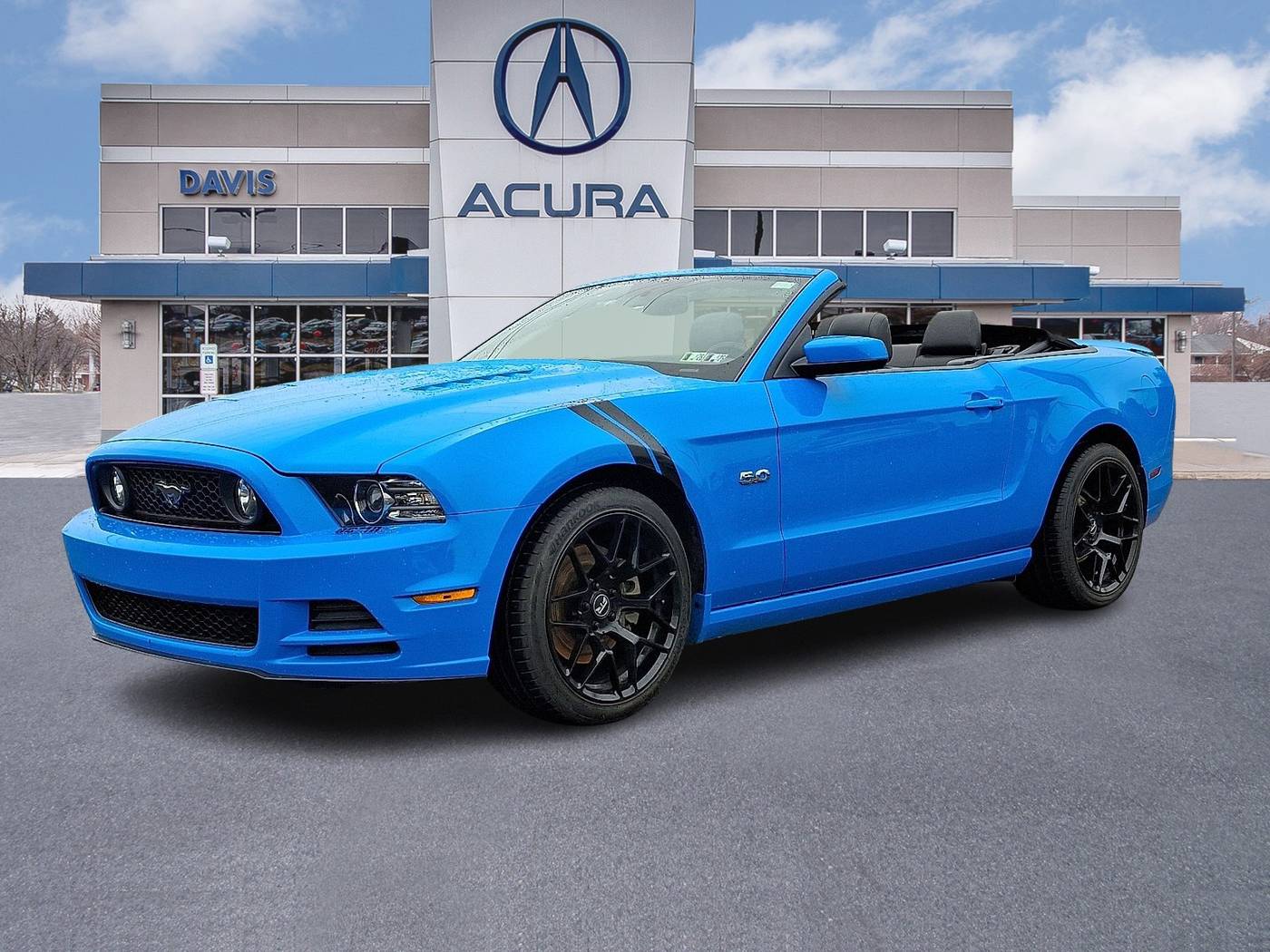 2013 Ford Mustang GT Premium — Convertible — 32,672 mi — Langhorne, PA