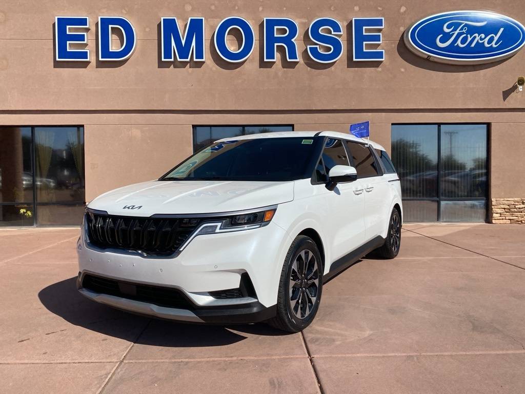 2024 Kia Carnival EX — Minivan — 8,788 mi — Sierra Vista, AZ
