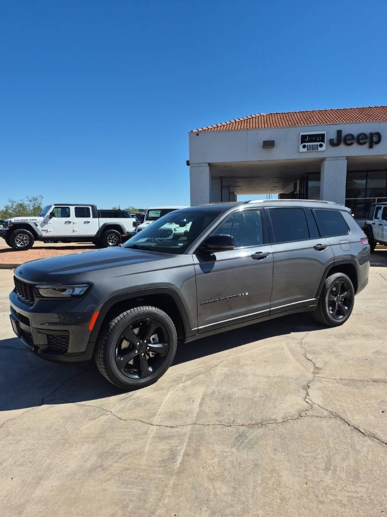2023 Jeep Grand Cherokee Altitude — SUV — 61,500 mi — Sierra Vista, AZ