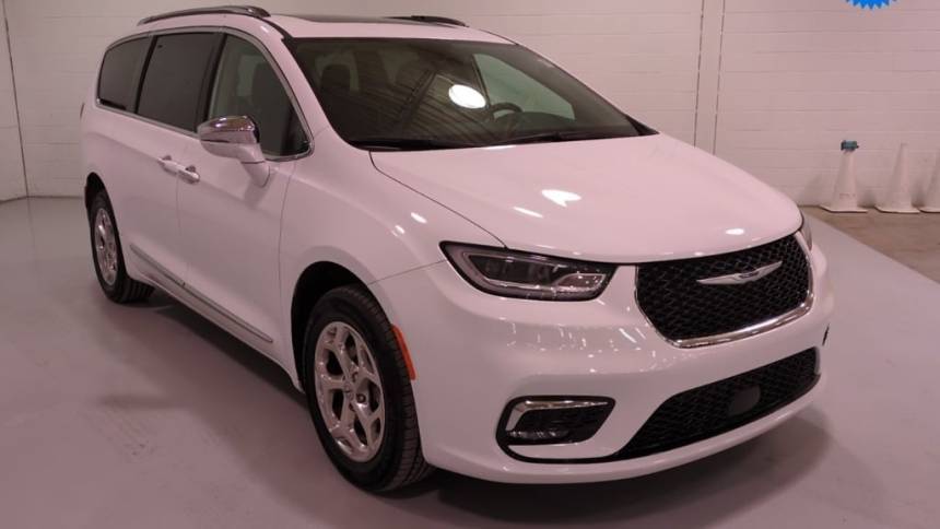 2021 Chrysler Pacifica Limited — Minivan — 25,321 mi — Southfield, MI