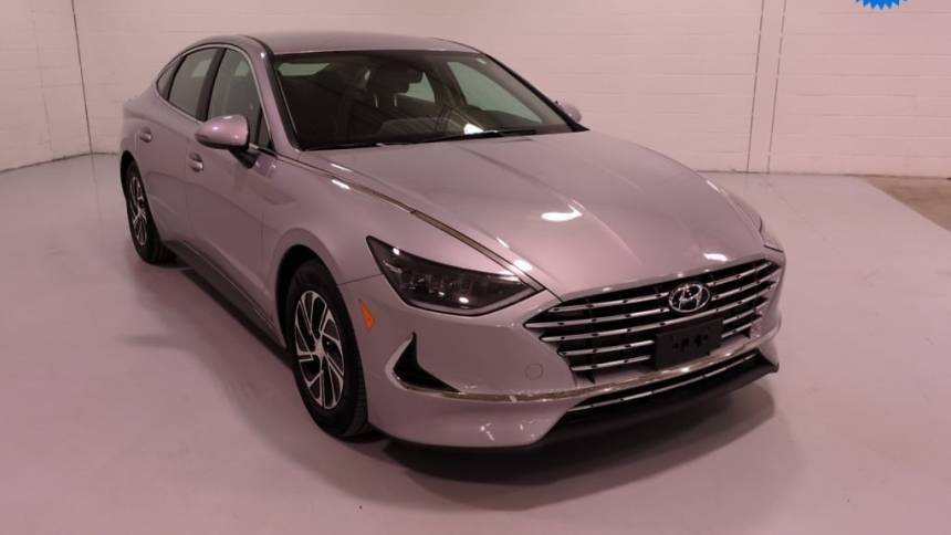 2023 Hyundai Sonata Hybrid Blue — Sedan — 7,417 mi — Southfield, MI