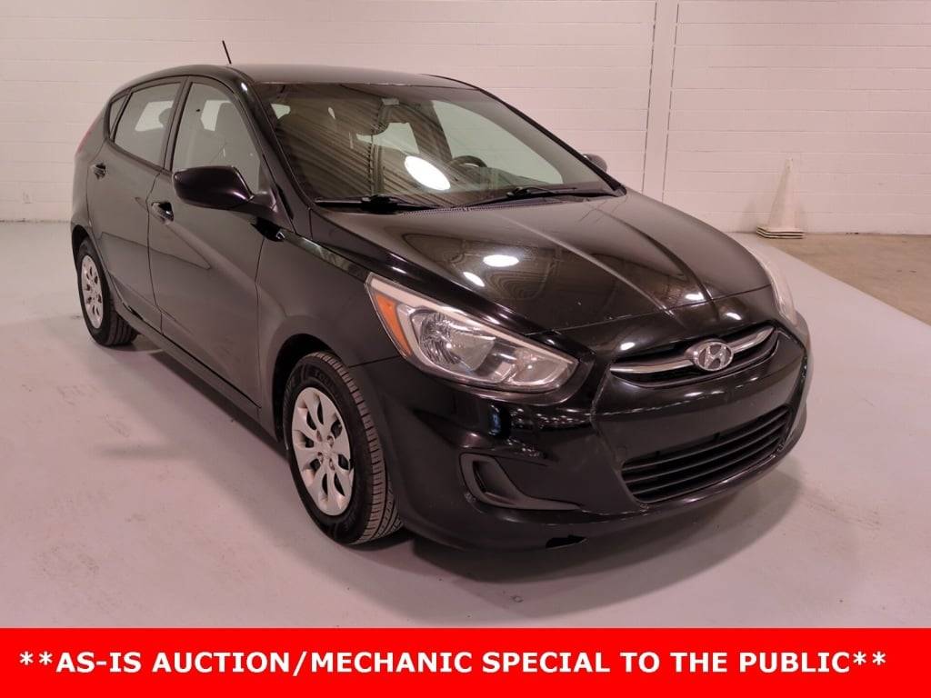 2015 Hyundai Accent GS — Hatchback — 134,912 mi — Southfield, MI