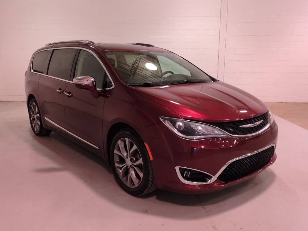 2019 Chrysler Pacifica Limited — Minivan — 80,684 mi — Southfield, MI