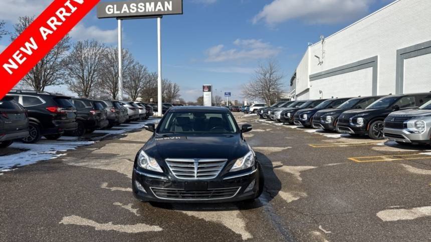 2013 Hyundai Genesis 3.8 — Sedan — 86,617 mi — Southfield, MI