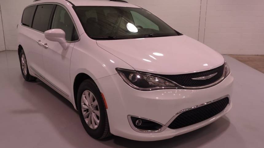 2018 Chrysler Pacifica Touring L — Minivan — 87,602 mi — Southfield, MI