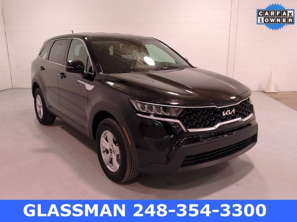 2022 Kia Sorento LX — SUV — 14,427 mi — Southfield, MI
