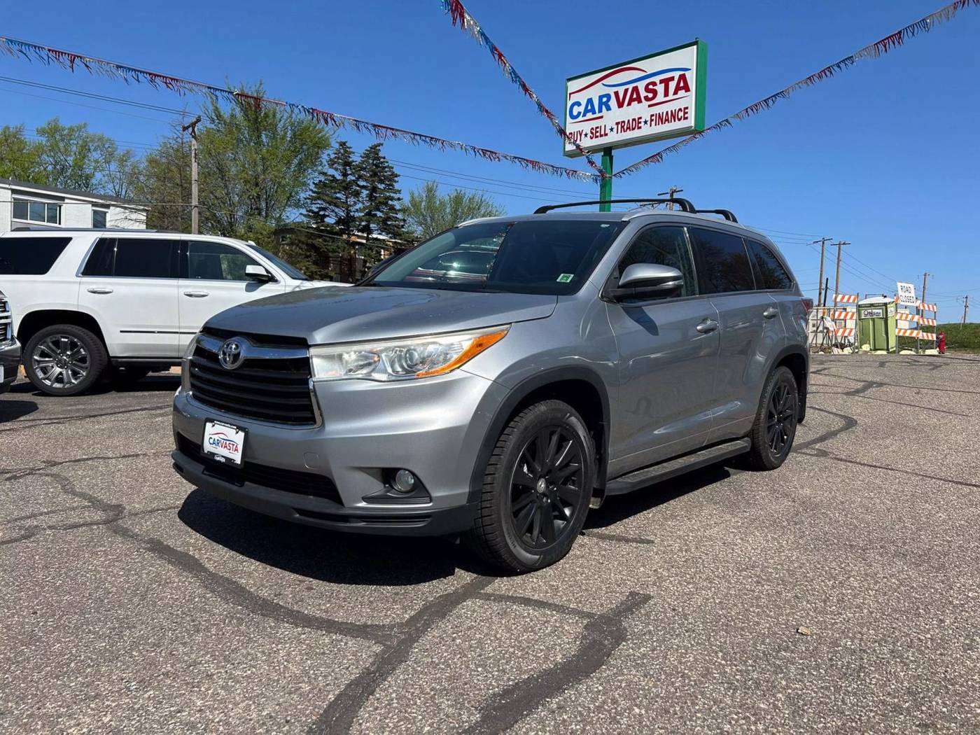 2014 Toyota Highlander XLE — SUV — 116,268 mi — Saint paul, MN