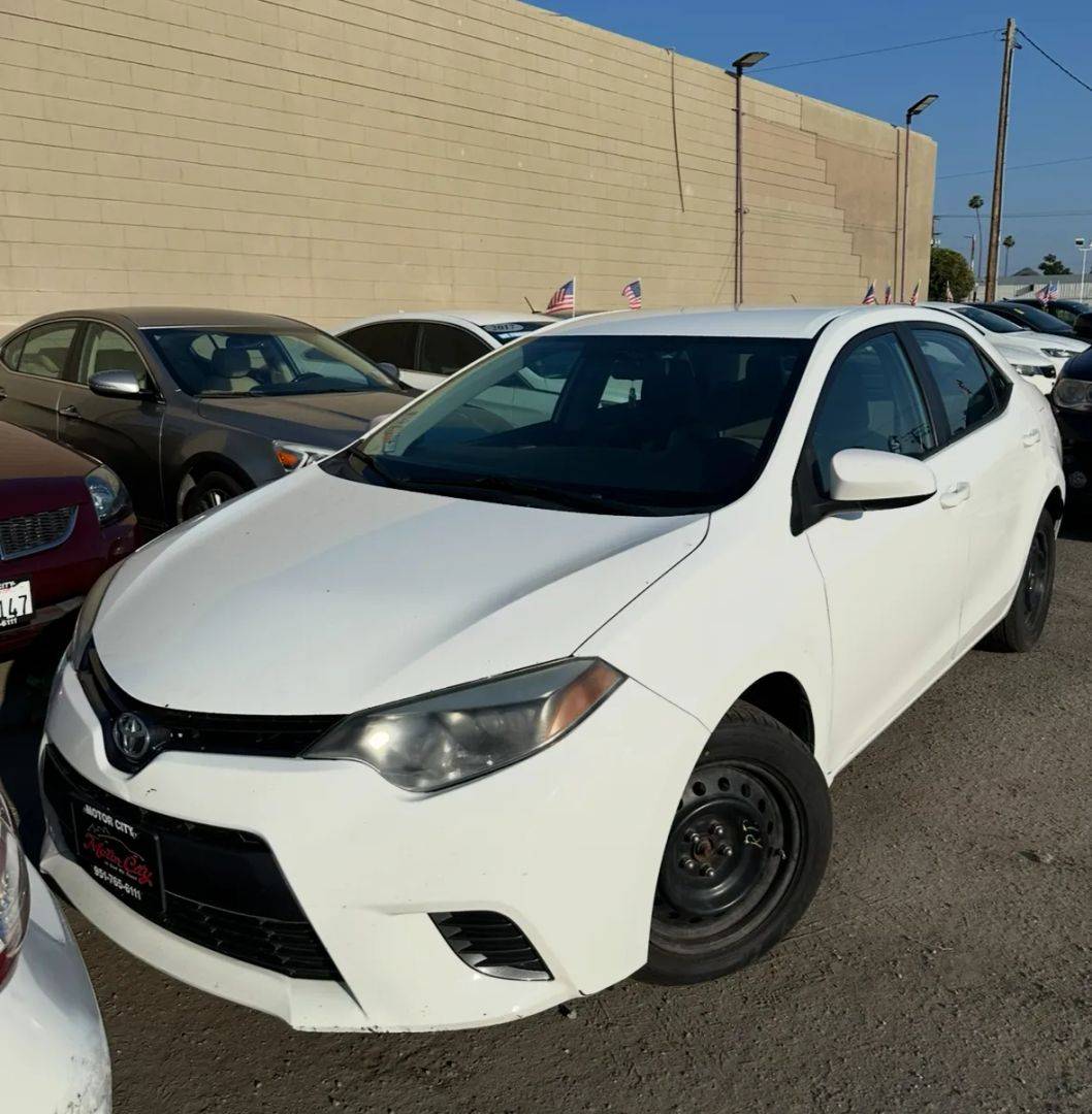 2015 Toyota Corolla LE — Sedan — 141,446 mi — HEMET, CA