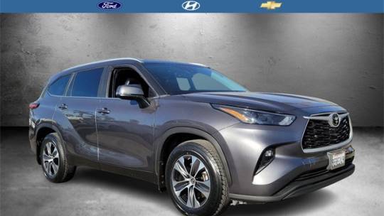 2023 Toyota Highlander XLE — SUV — 34,541 mi — Hemet, CA