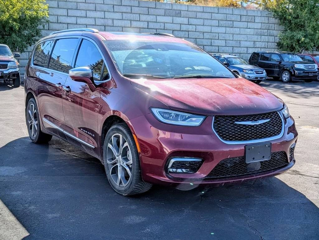 2021 Chrysler Pacifica Pinnacle — Minivan — 59,826 mi — Casper, WY