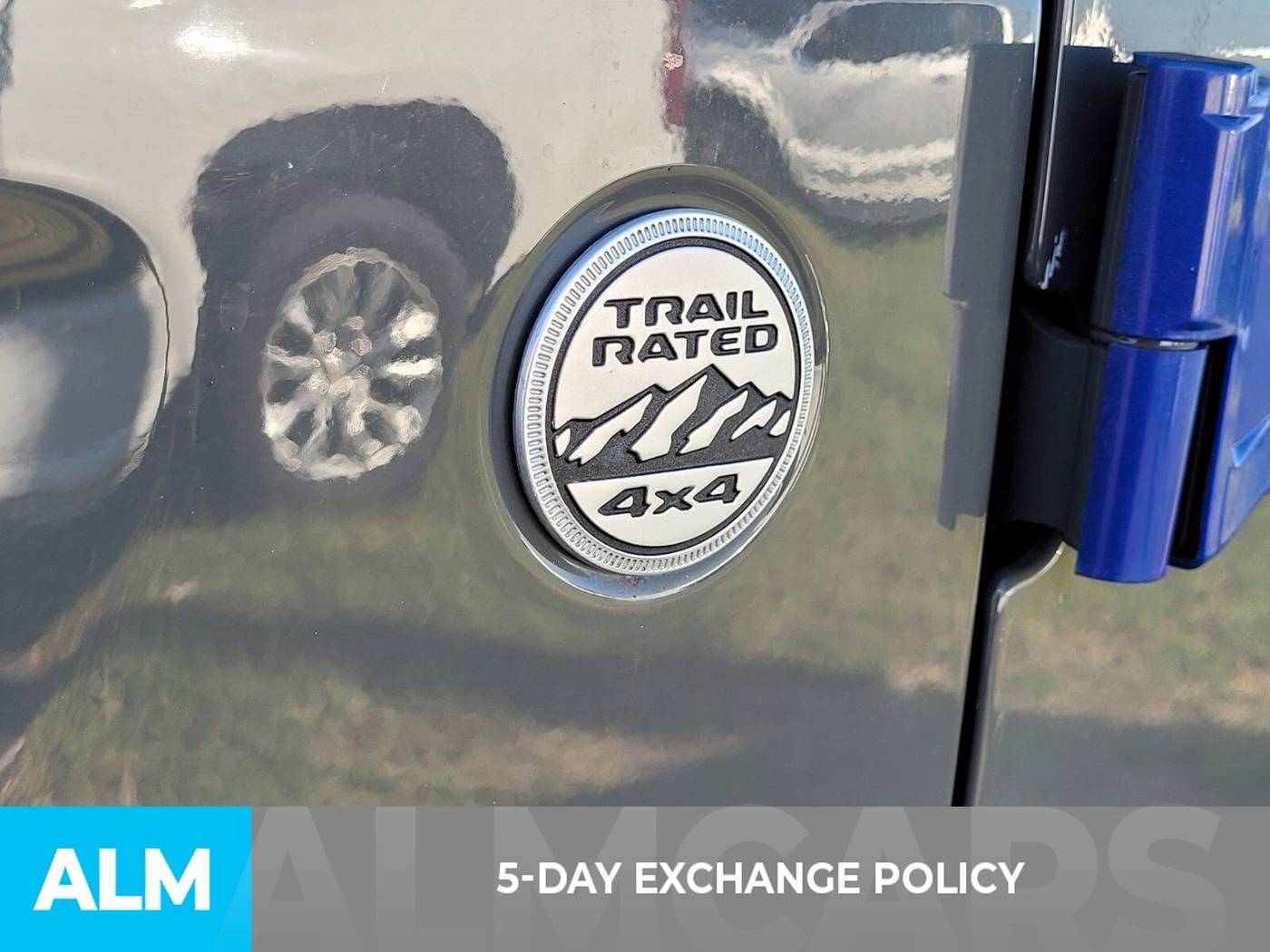 Thumbnail 4