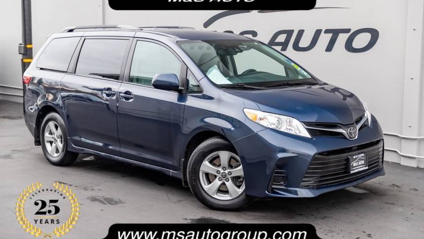 2020 Toyota Sienna LE — Minivan — 82,473 mi — Sacramento, CA