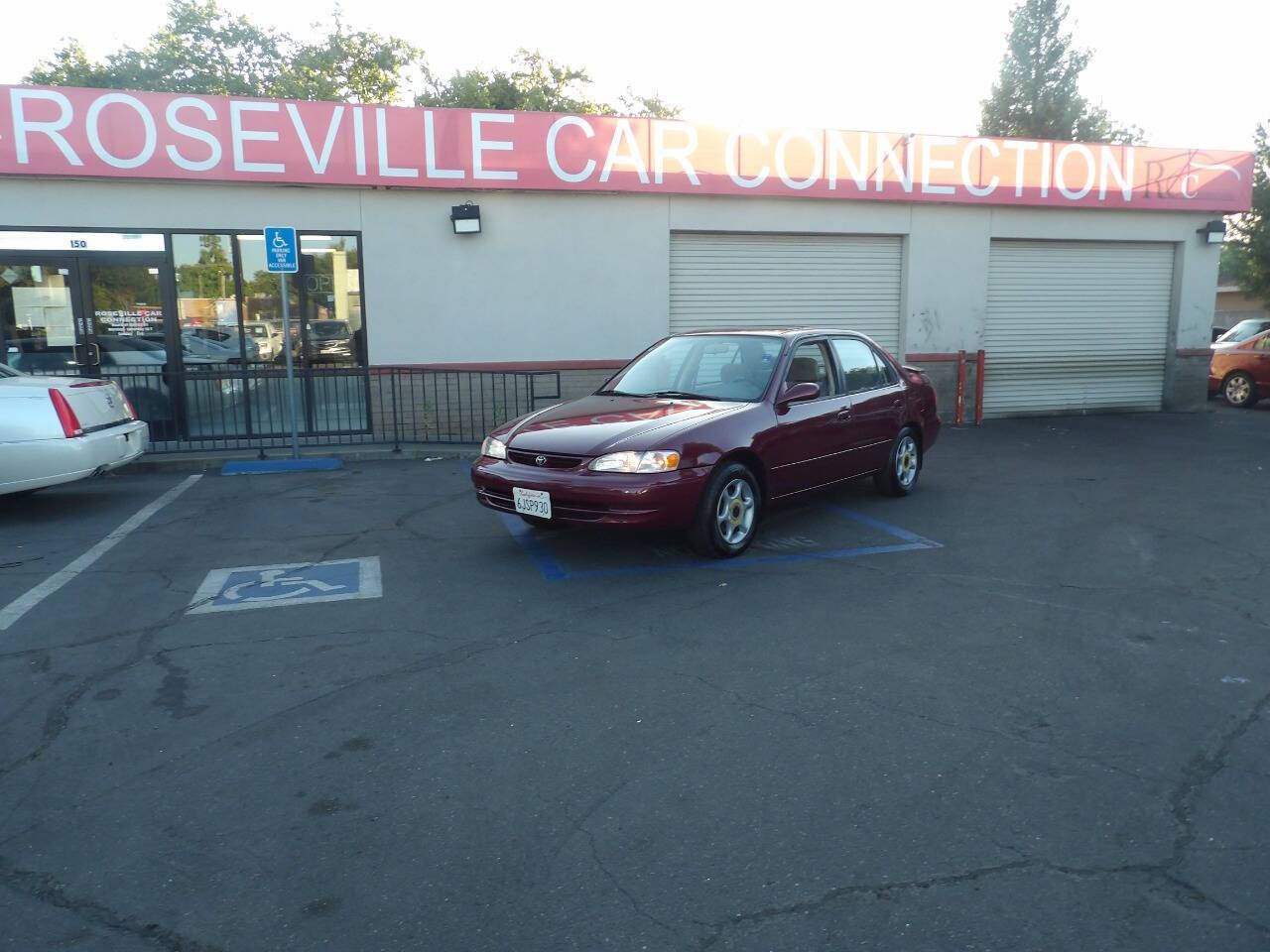 1998 Toyota Corolla LE — Sedan — 118,815 mi — Roseville, CA