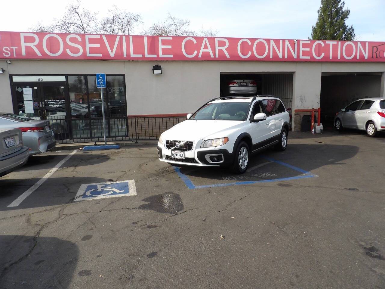 2009 Volvo XC70 3.2 — Wagon — 114,792 mi — Roseville, CA
