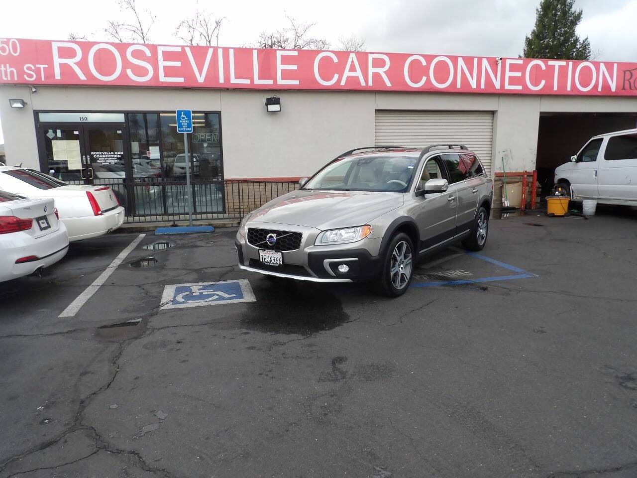 2014 Volvo XC70 T6 — Wagon — 106,258 mi — Roseville, CA