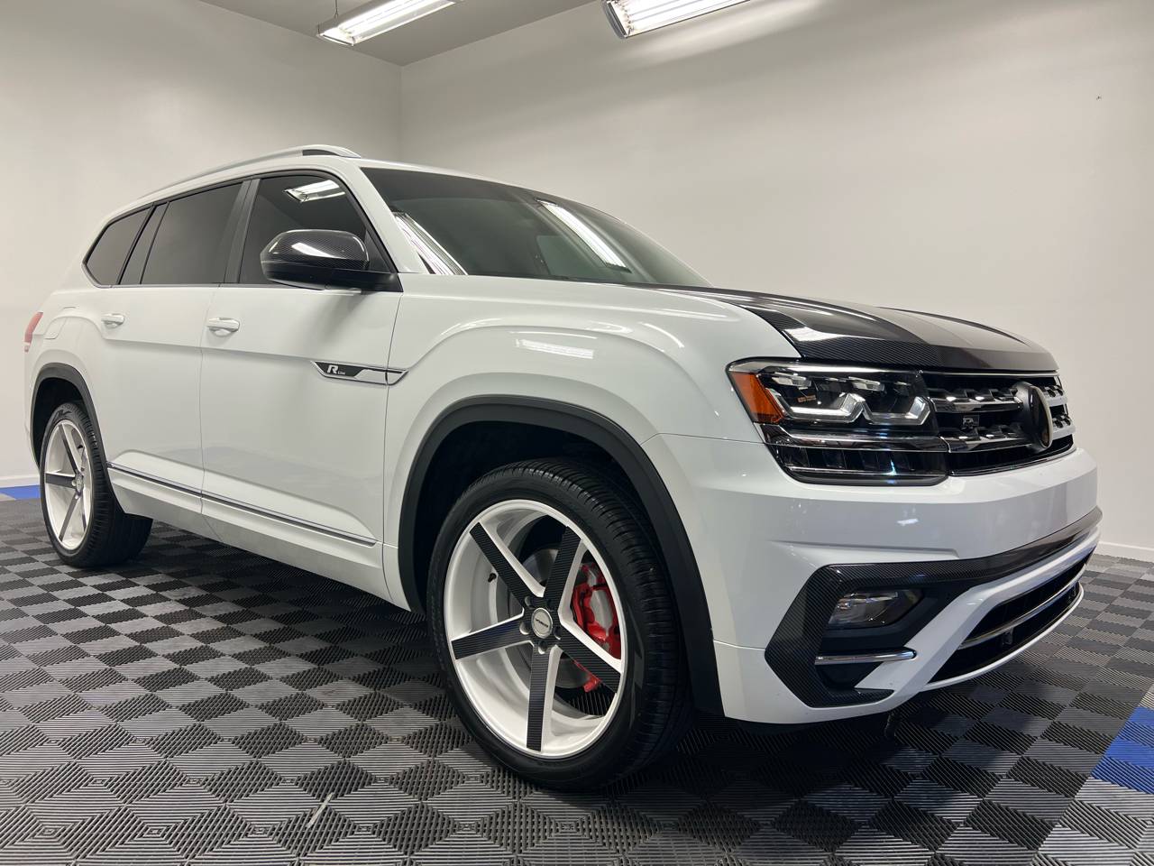 2019 Volkswagen Atlas SEL R-Line — SUV — 48,529 mi — Ridgeland, MS