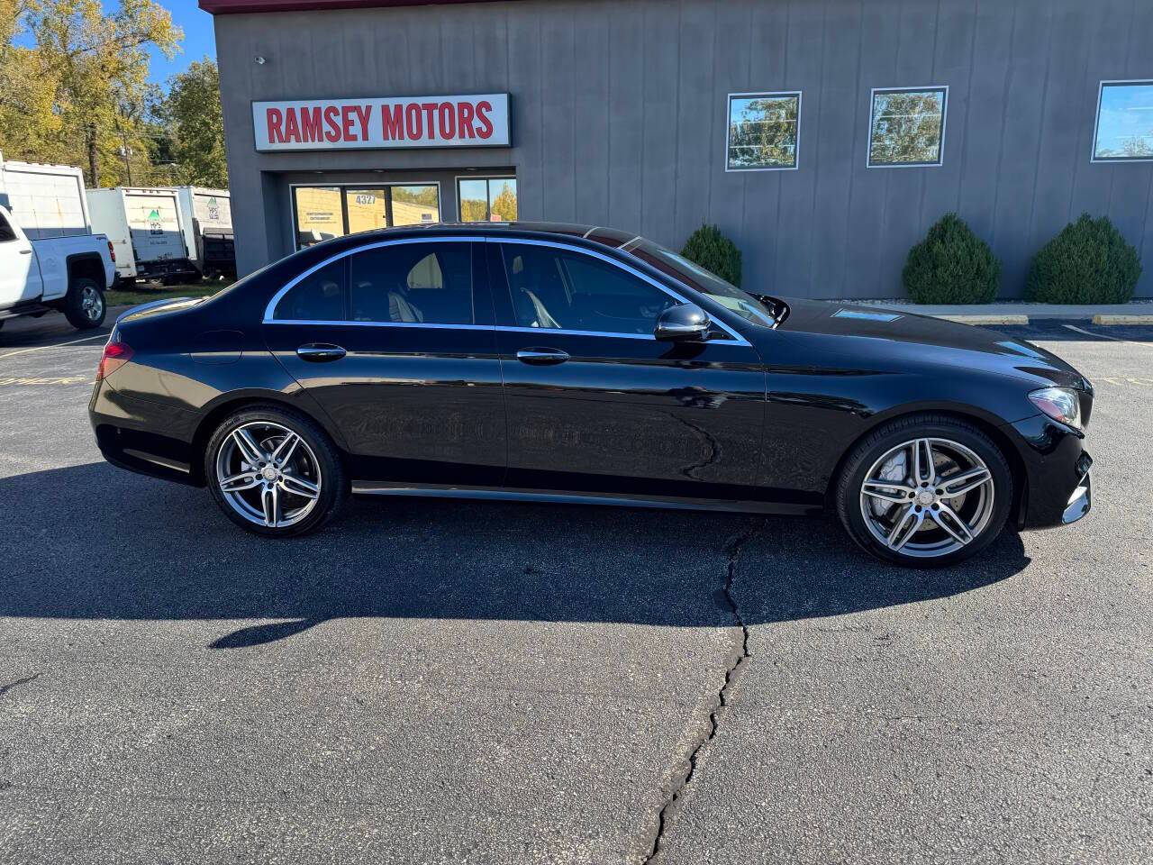 2017 Mercedes-Benz E-Class E 300 — Sedan — 81,174 mi — Riverside, MO