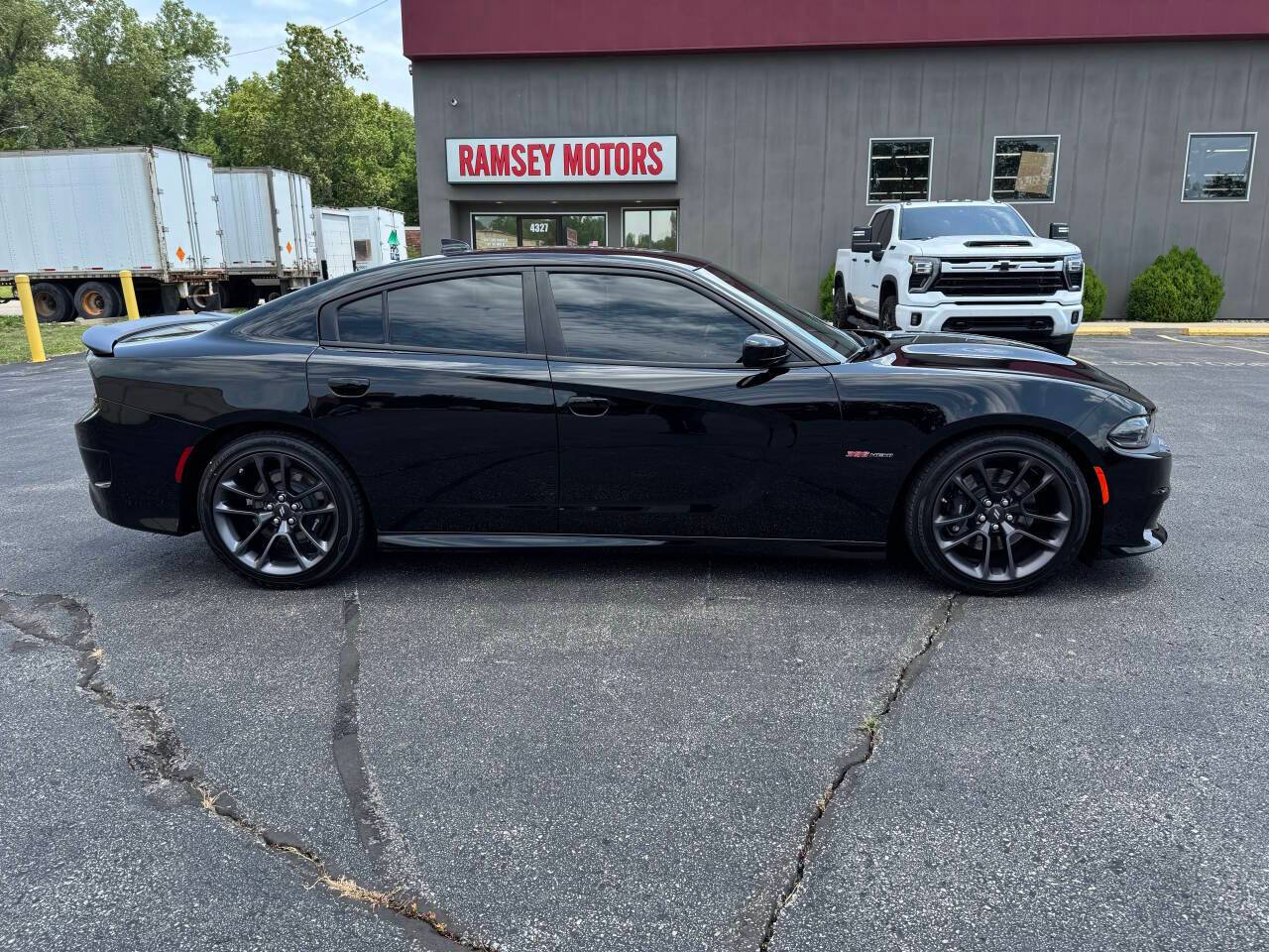 2020 Dodge Charger Scat Pack — Sedan — 4,186 mi — Riverside, MO