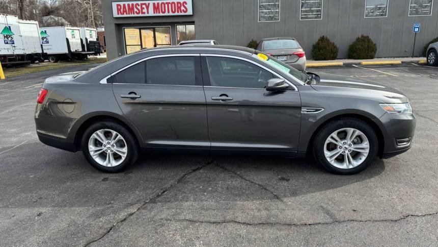 2017 Ford Taurus SEL — Sedan — 96,847 mi — Riverside, MO