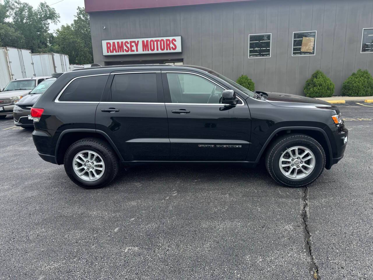 2018 Jeep Grand Cherokee Laredo — SUV — 71,291 mi — Riverside, MO