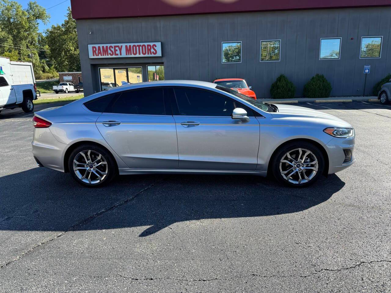 2020 Ford Fusion SEL — Sedan — 118,167 mi — Riverside, MO