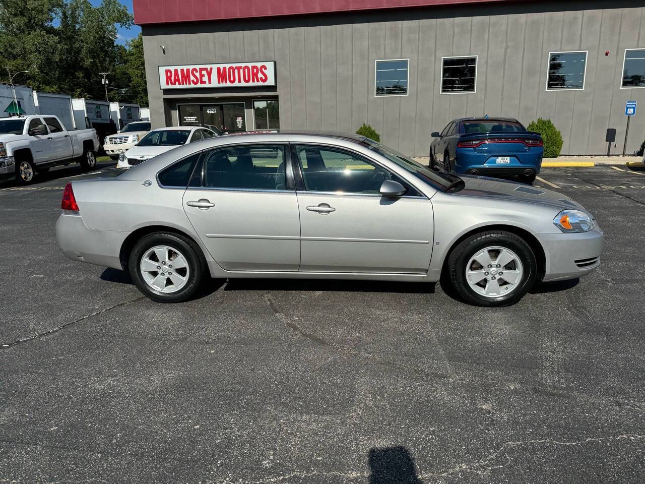 2007 Chevrolet Impala LT — Sedan — 139,814 mi — Riverside, MO