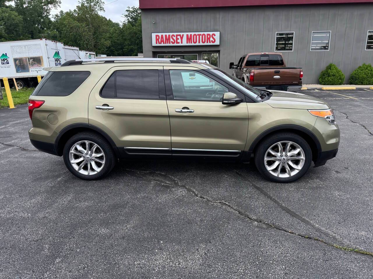2013 Ford Explorer Limited — SUV — 124,512 mi — Riverside, MO