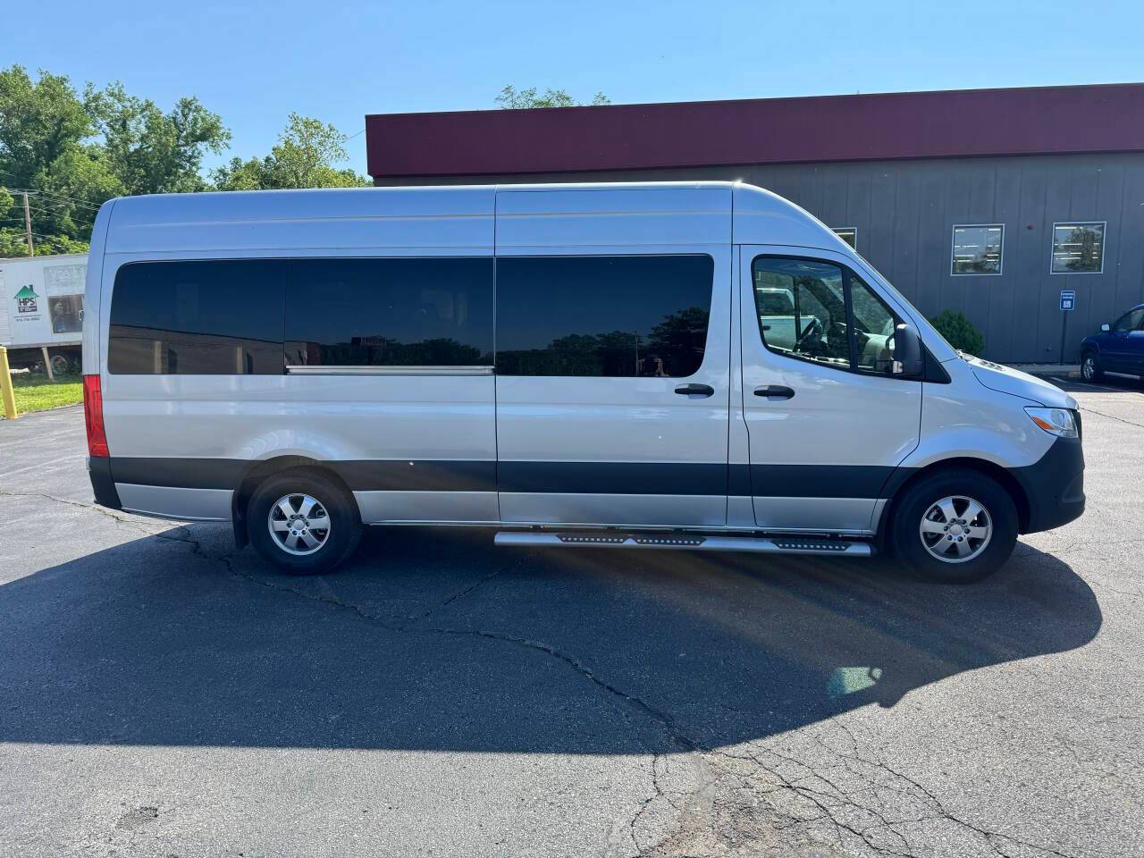 2024 Mercedes-Benz Sprinter Cargo Van 2500 — Cargo Van — 683 mi — Riverside, MO
