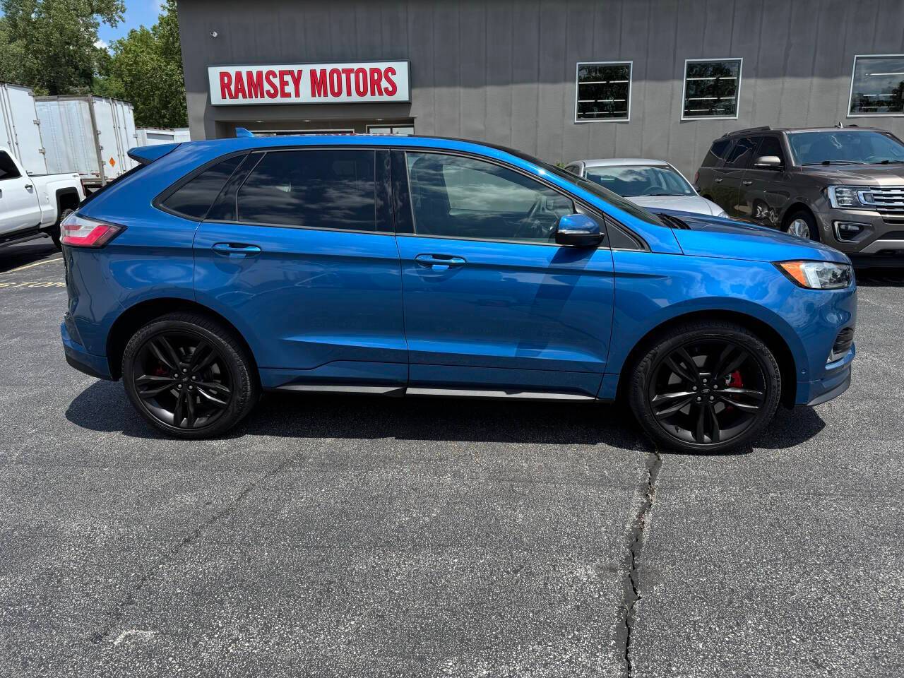 2019 Ford Edge ST — SUV — 37,398 mi — Riverside, MO