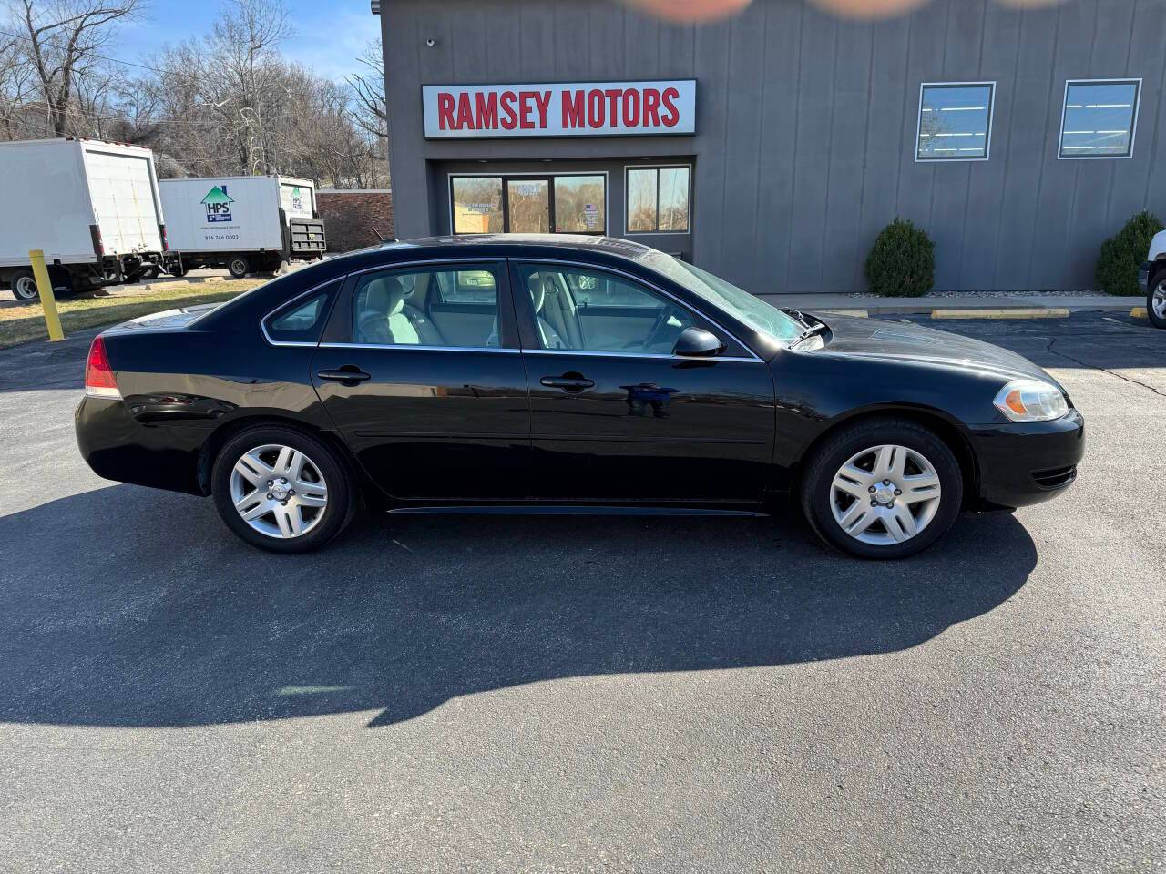 2013 Chevrolet Impala LT — Sedan — 148,000 mi — Riverside, MO
