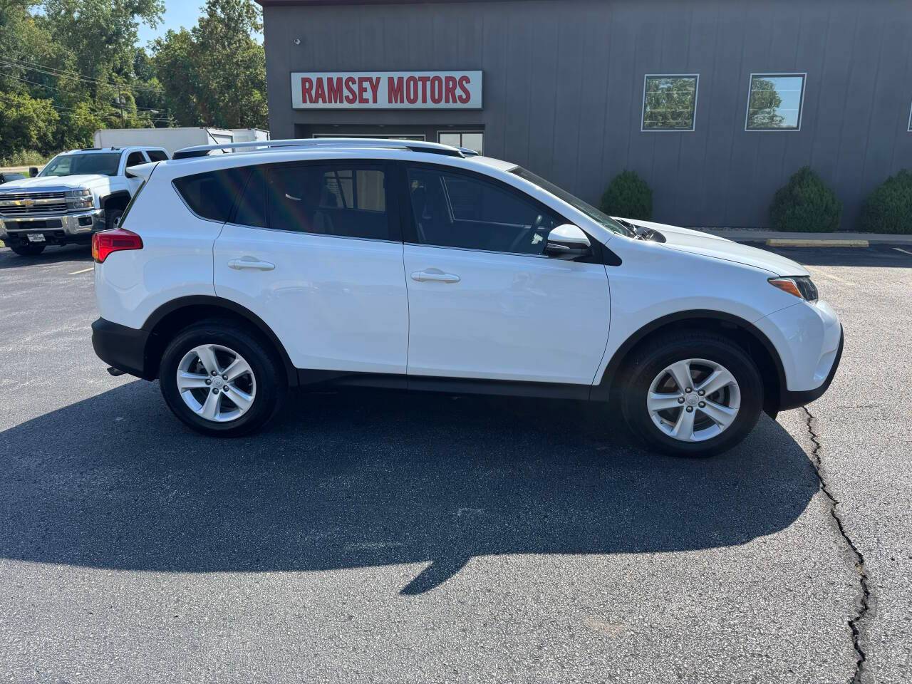 2013 Toyota RAV4 XLE — SUV — 162,005 mi — Riverside, MO