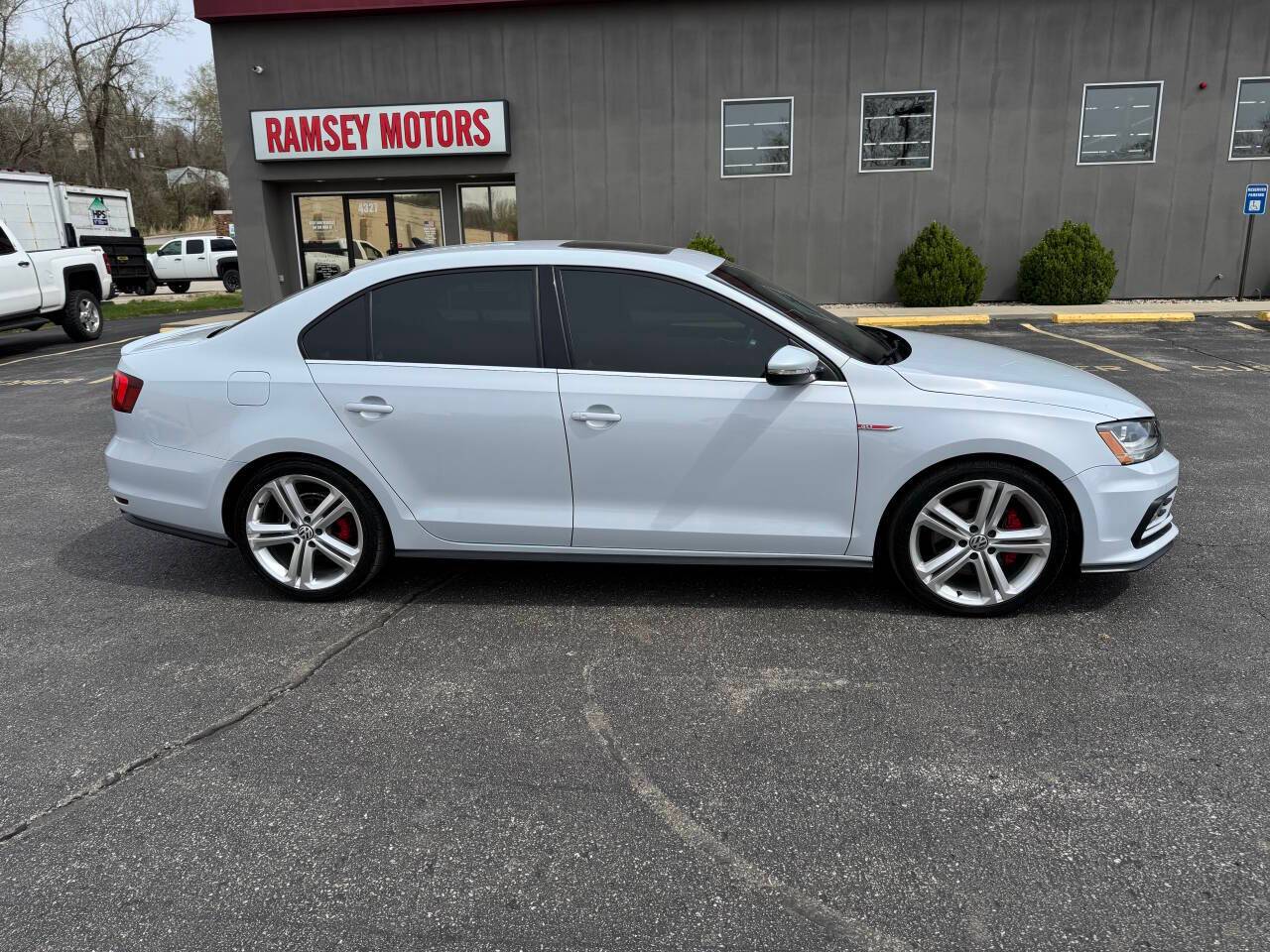 2017 Volkswagen Jetta GLI — Sedan — 103,330 mi — Riverside, MO