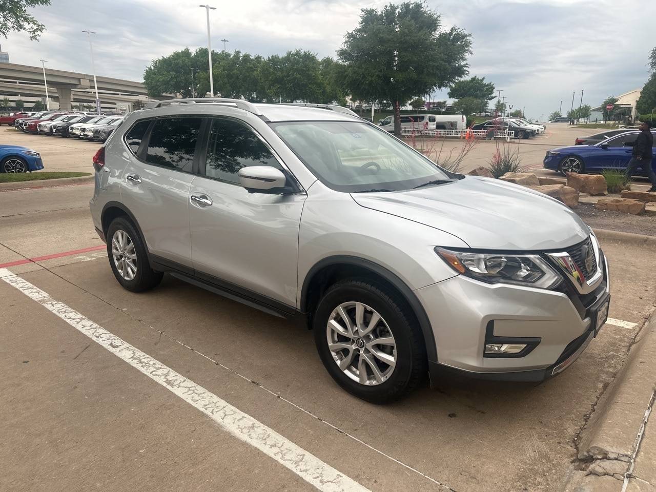 2018 Nissan Rogue SV — SUV — 96,039 mi — Frisco, TX