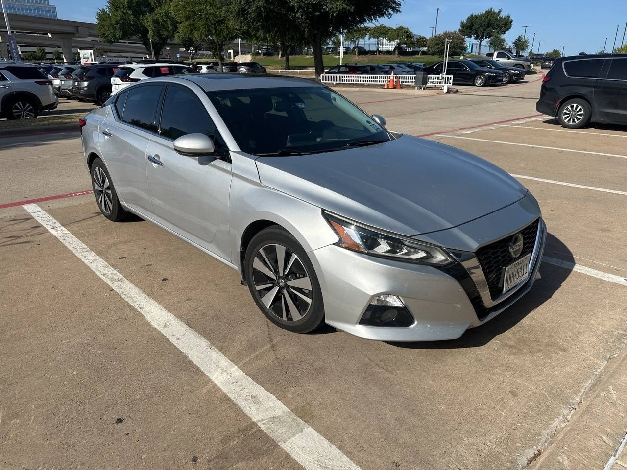 2019 Nissan Altima SV — Sedan — 116,724 mi — Frisco, TX