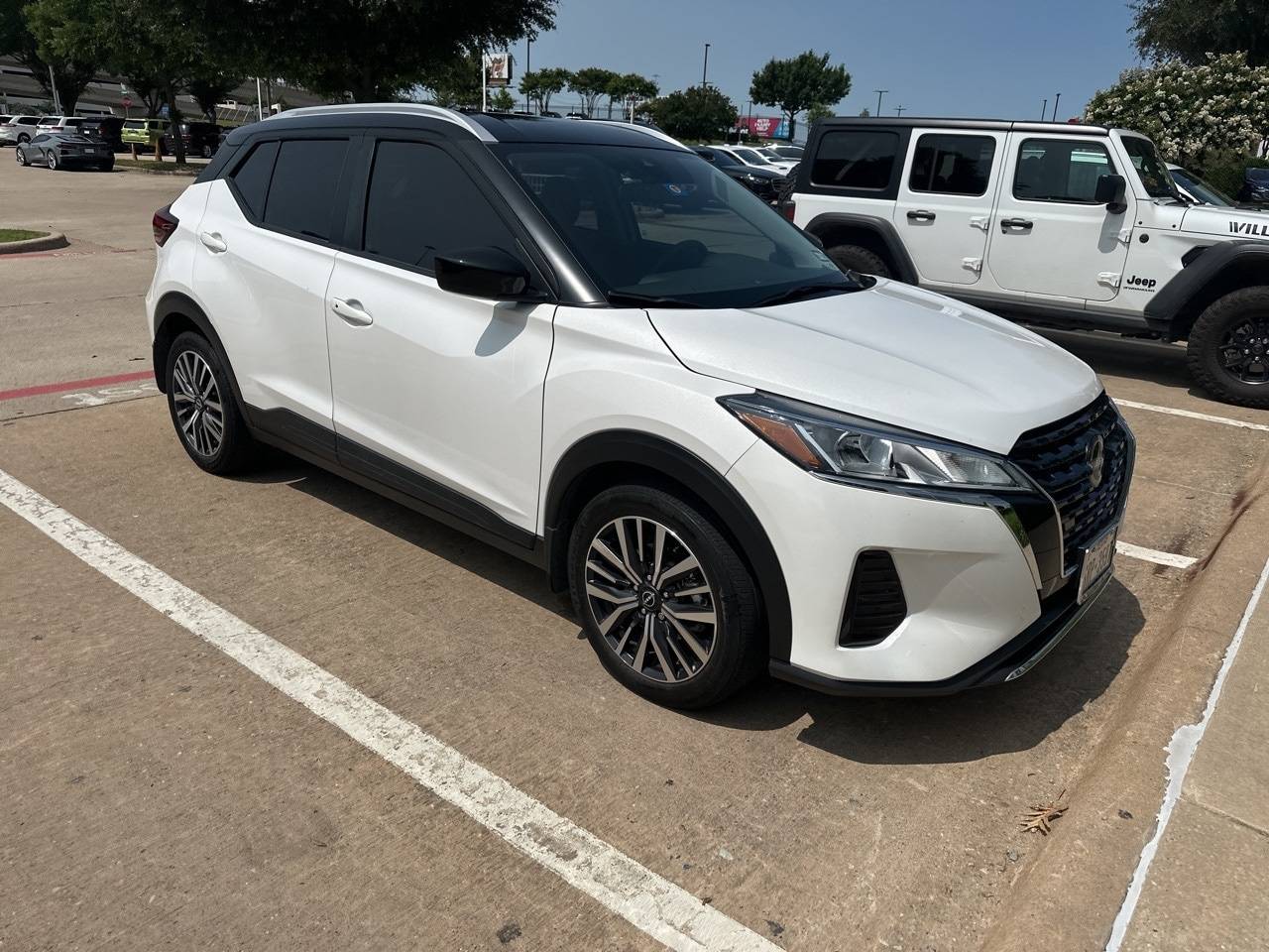 2023 Nissan Kicks SV — SUV — 34,519 mi — Frisco, TX