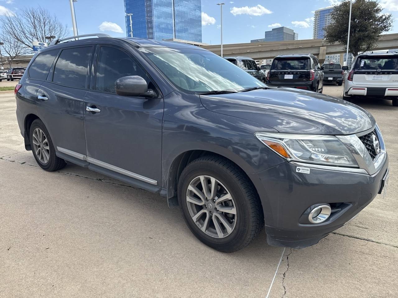 2014 Nissan Pathfinder SL — SUV — 86,678 mi — Frisco, TX