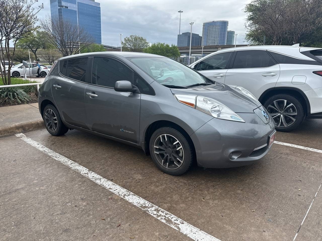2015 Nissan LEAF S — Hatchback — 32,684 mi — Frisco, TX