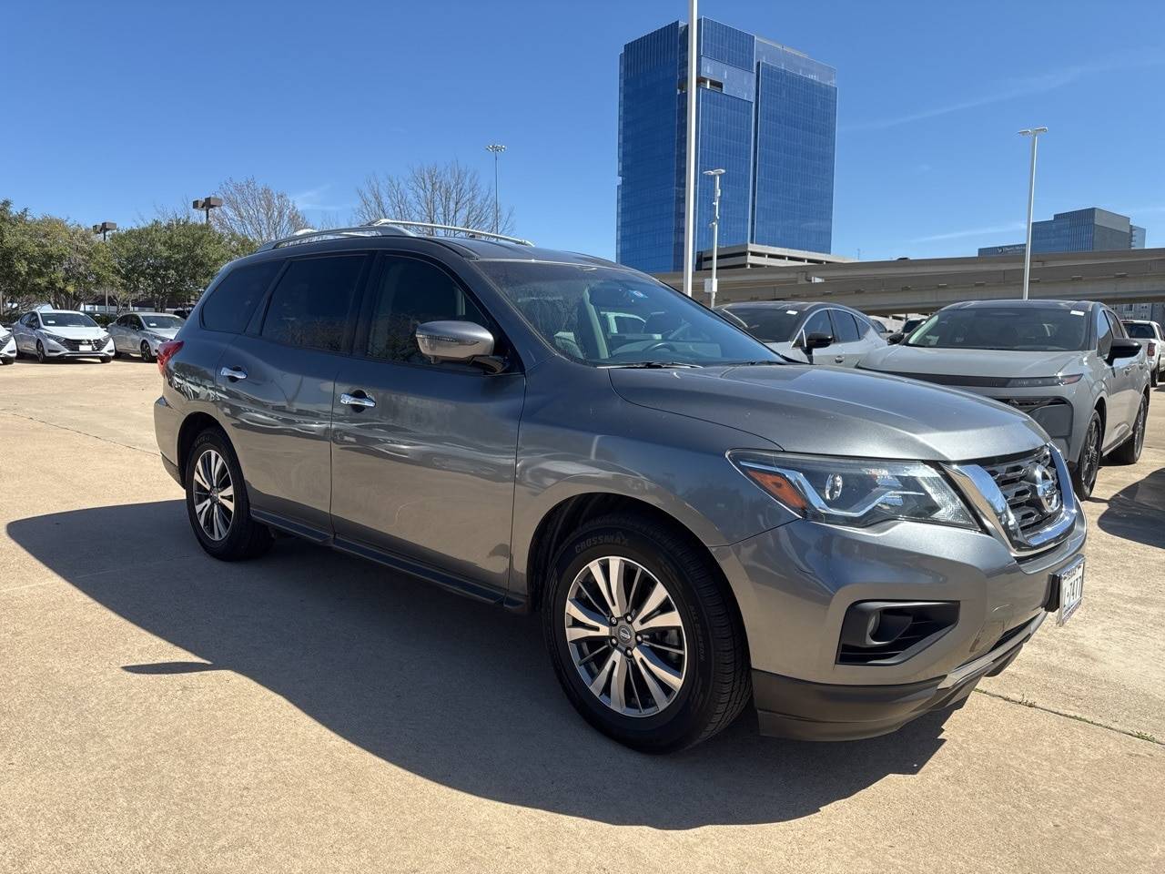 2019 Nissan Pathfinder SL — SUV — 69,777 mi — Frisco, TX