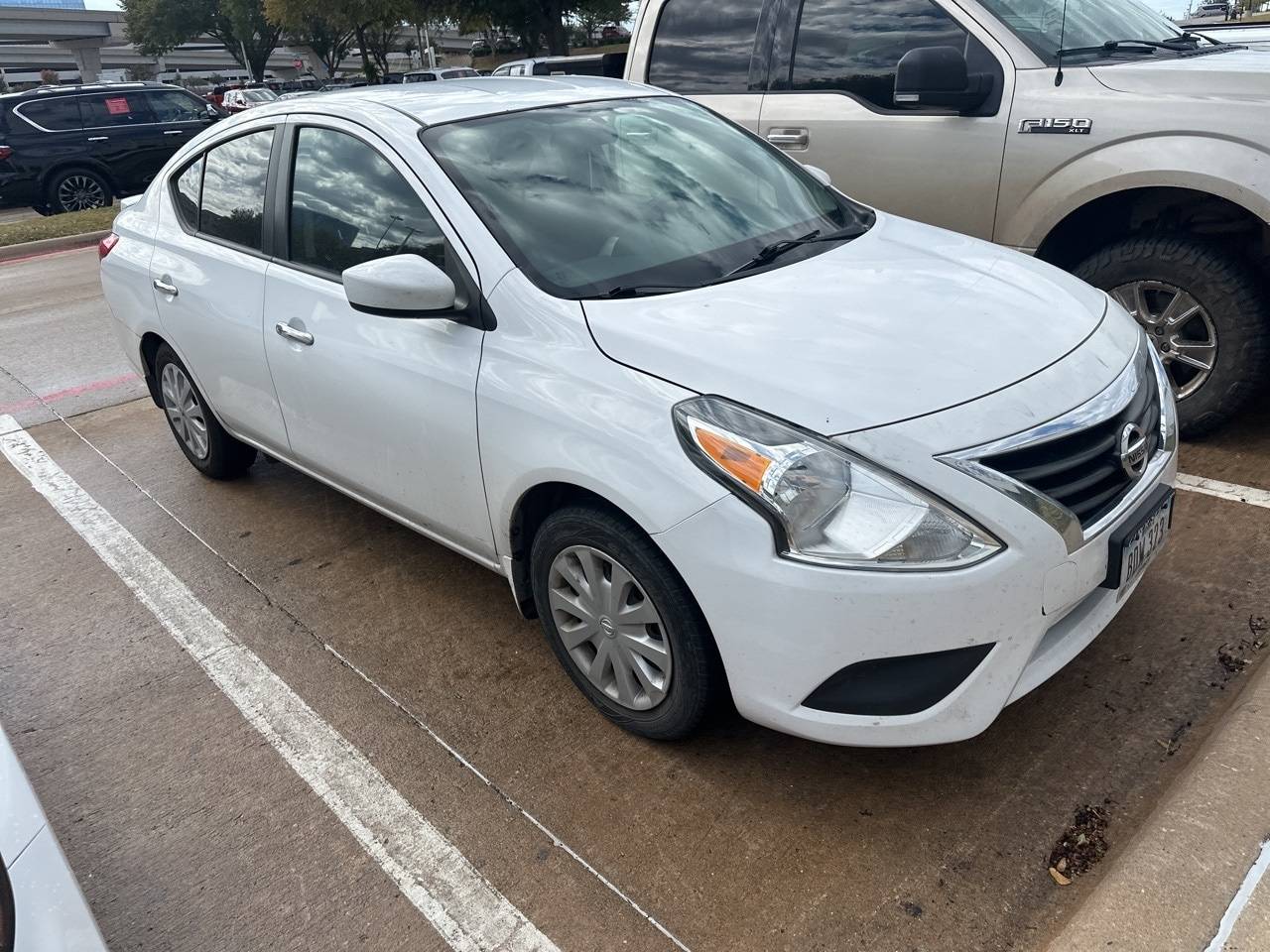 2015 Nissan Versa 1.6 SV — Sedan — 82,655 mi — Frisco, TX