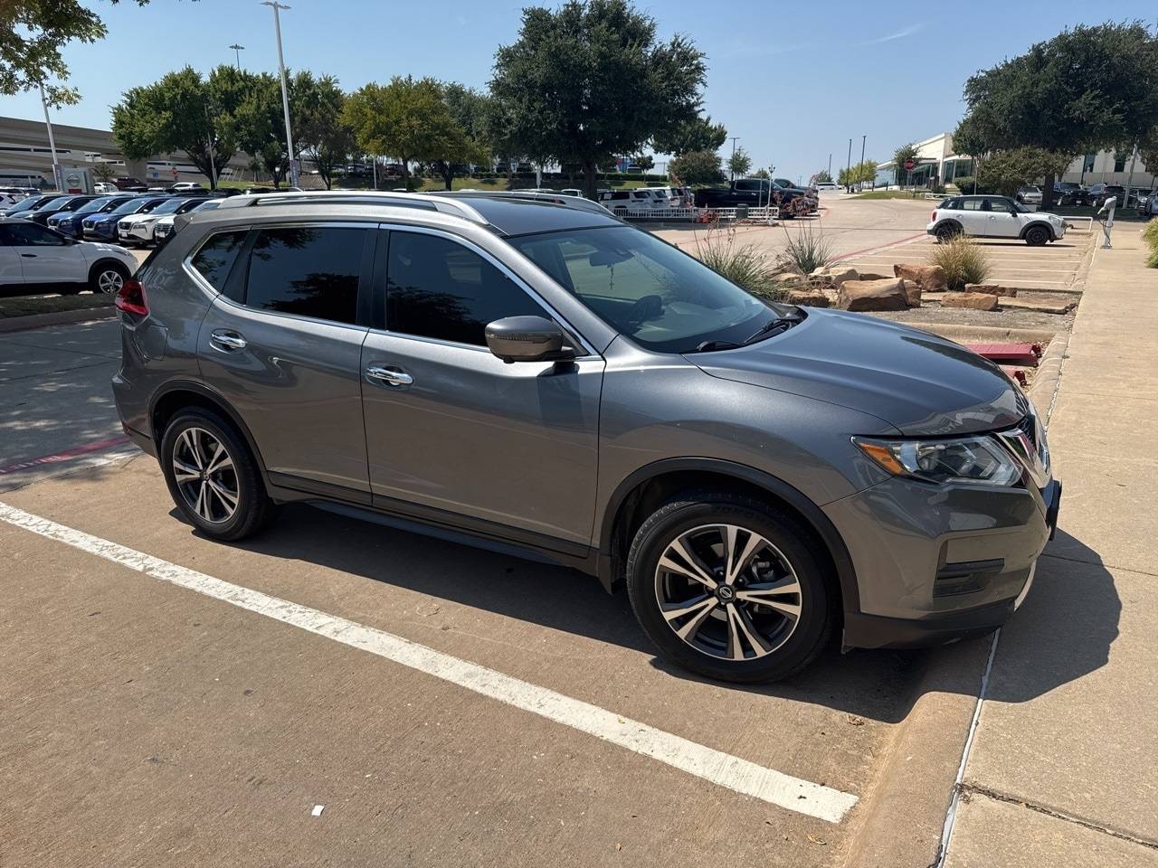 2019 Nissan Rogue SV — SUV — 71,836 mi — Frisco, TX